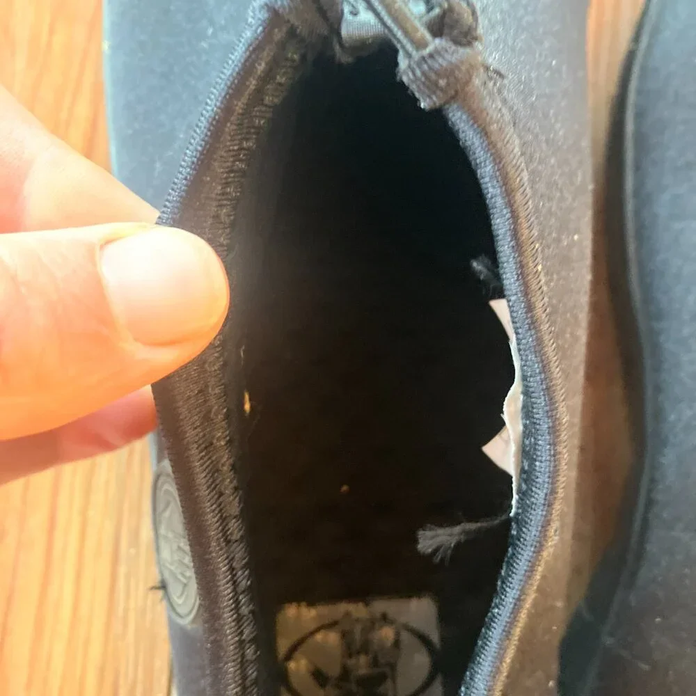 Men's Size 12 Body Glove Black Water Shoes Full Coverage
